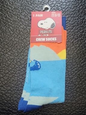 Peanuts Blue & Orange Classic Casual Crew Socks